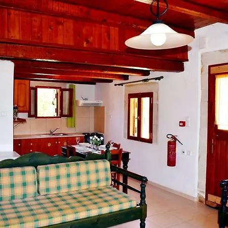 Viola Suites- 5 With Shared Pool